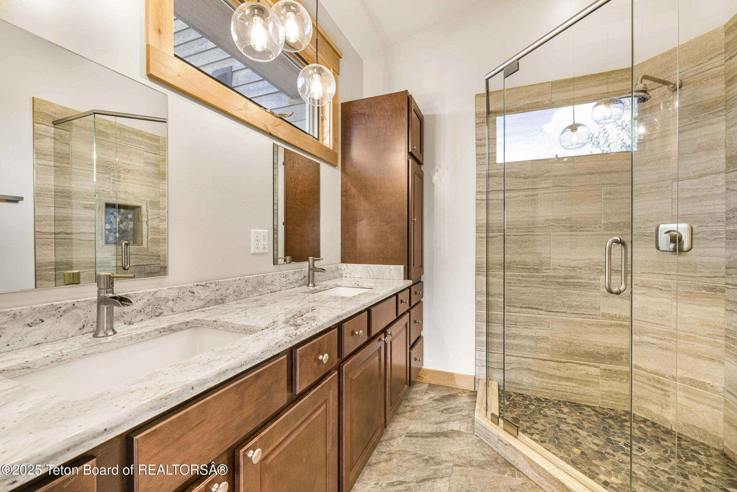 9075 Nesting Eagles Loop Victor, ID 83455 - Photo 31 of 57 16_8g5a5815