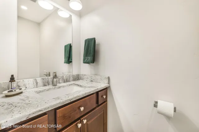 $1,495,000 | 9075 Nesting Eagles Loop, Victor, ID 83455