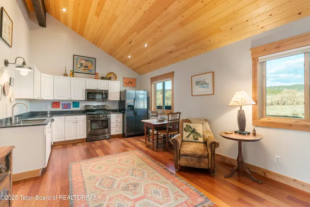 $1,495,000 | 9075 Nesting Eagles Loop, Victor, ID 83455