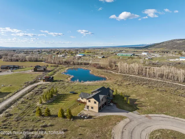 $1,495,000 | 9075 Nesting Eagles Loop, Victor, ID 83455