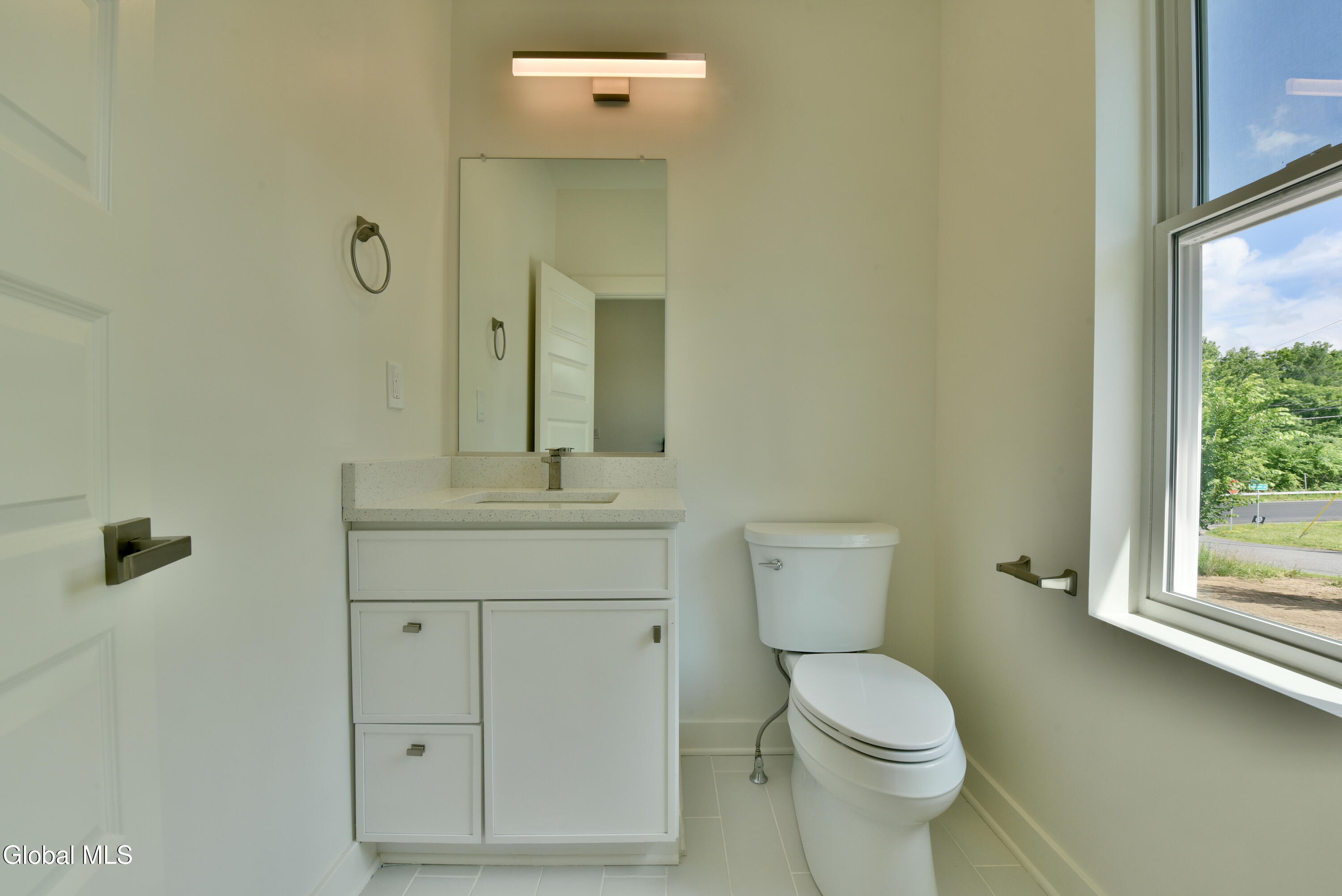 802 South Ravine Road Niskayuna, NY 12309 - Photo 29 of 60 26