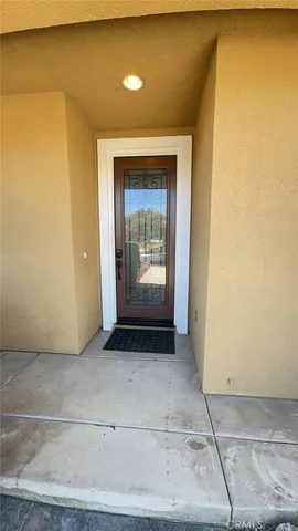 a view of an entryway of the house