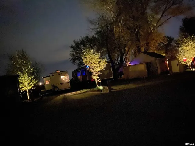 $299,000 | 1779 1250th Avenue, Lincoln, IL 62656