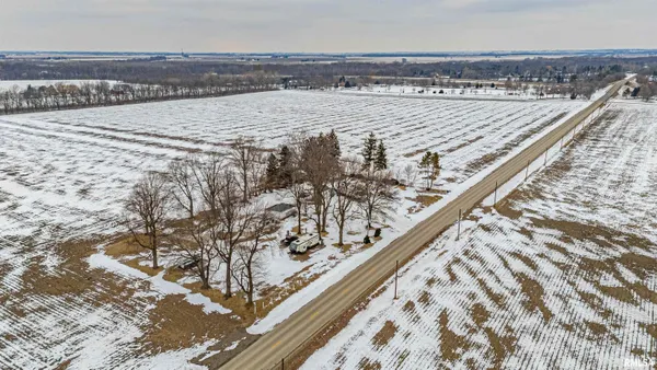 $299,000 | 1779 1250th Avenue, Lincoln, IL 62656