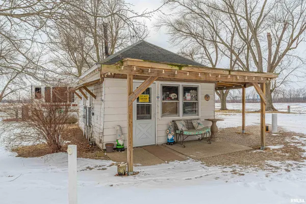 $299,000 | 1779 1250th Avenue, Lincoln, IL 62656