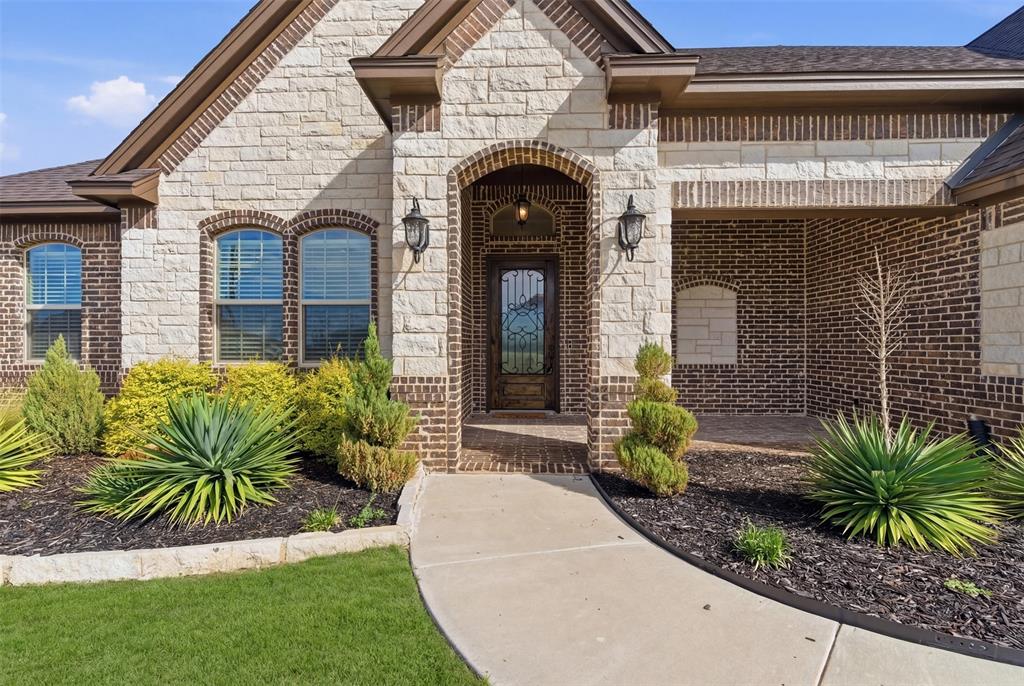 429 Hartley Way Azle, TX 76020 - Photo 1 of 40