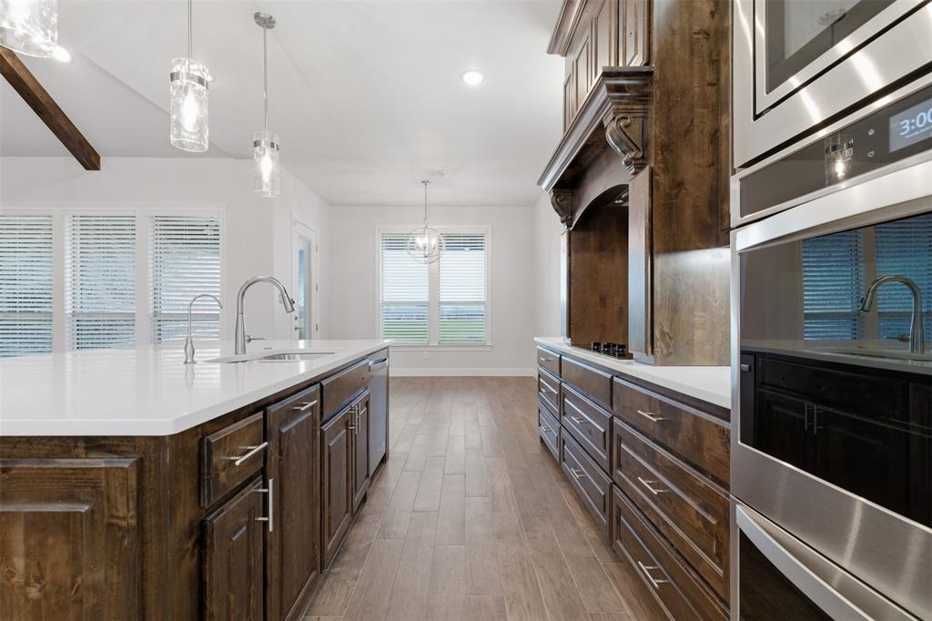 429 Hartley Way Azle, TX 76020 - Photo 15 of 40