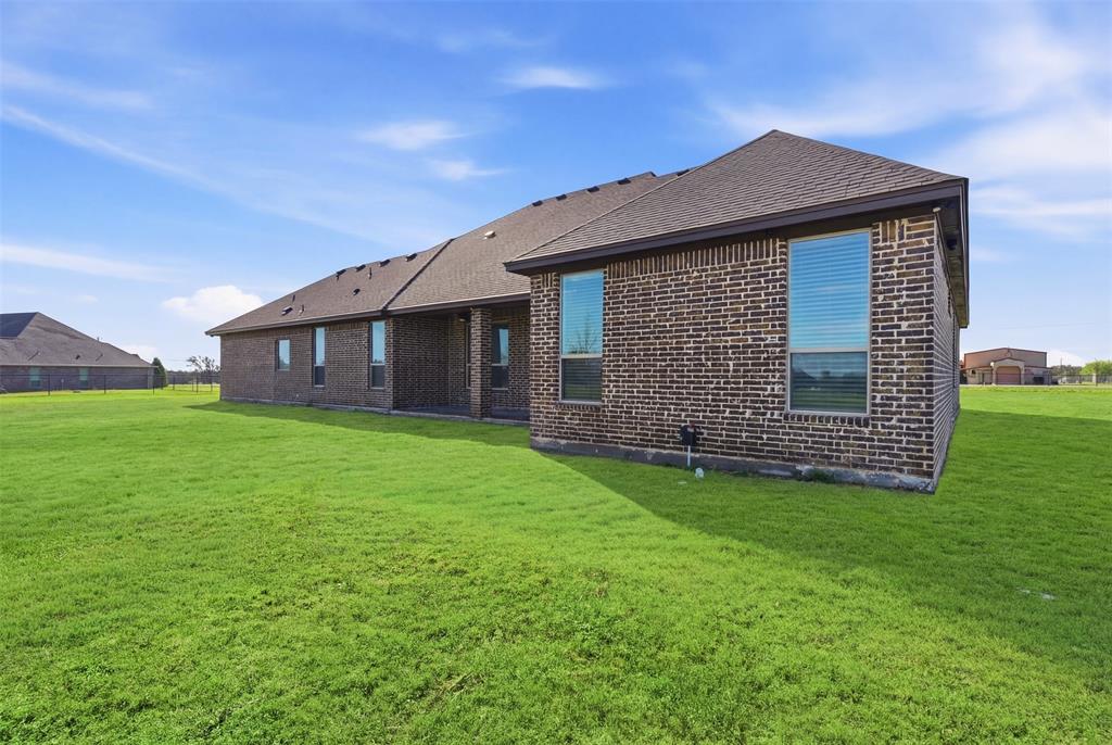 429 Hartley Way Azle, TX 76020 - Photo 36 of 40