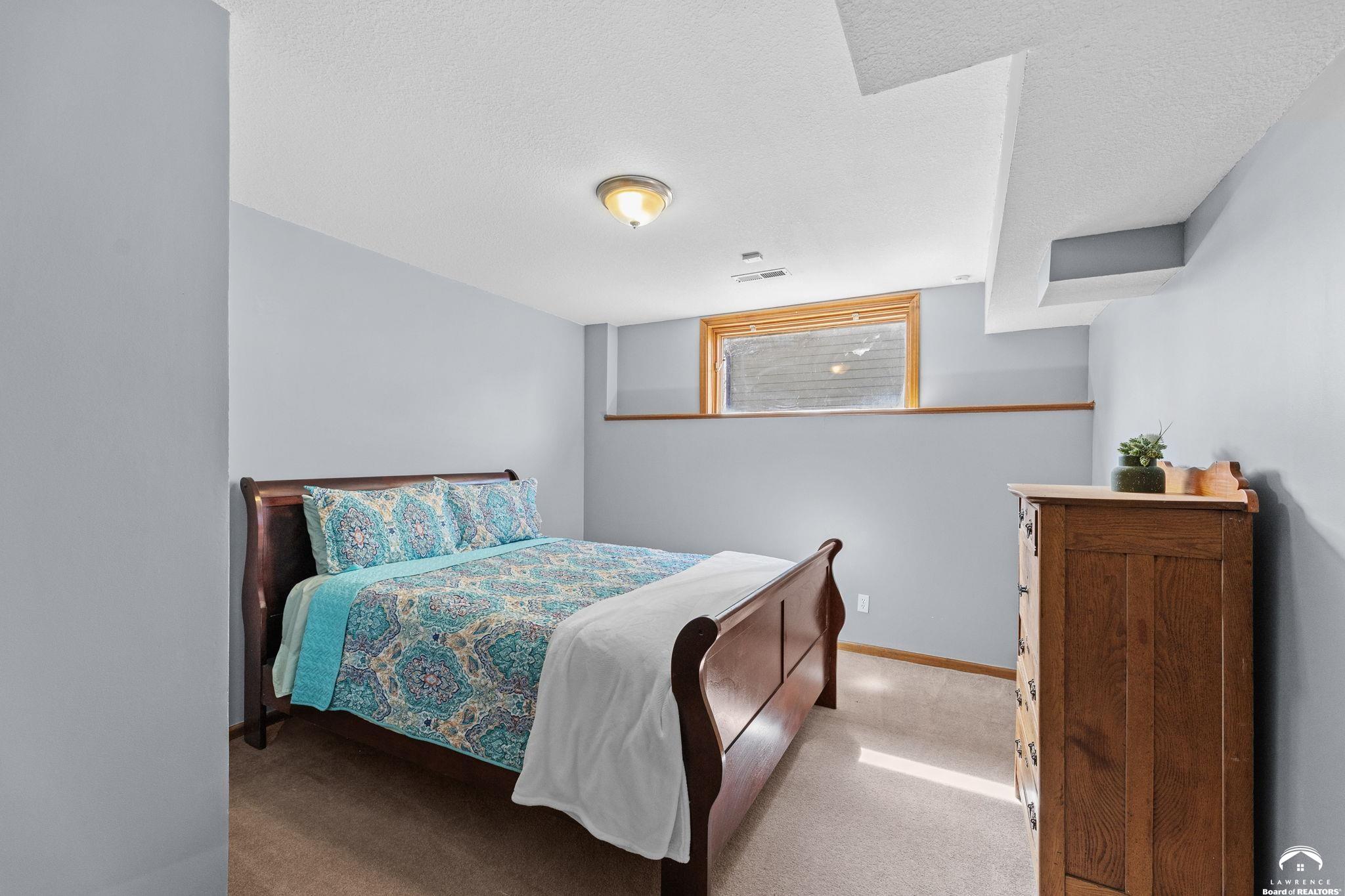 2909 Harrison Avenue Lawrence, KS 66047 - Photo 42 of 56