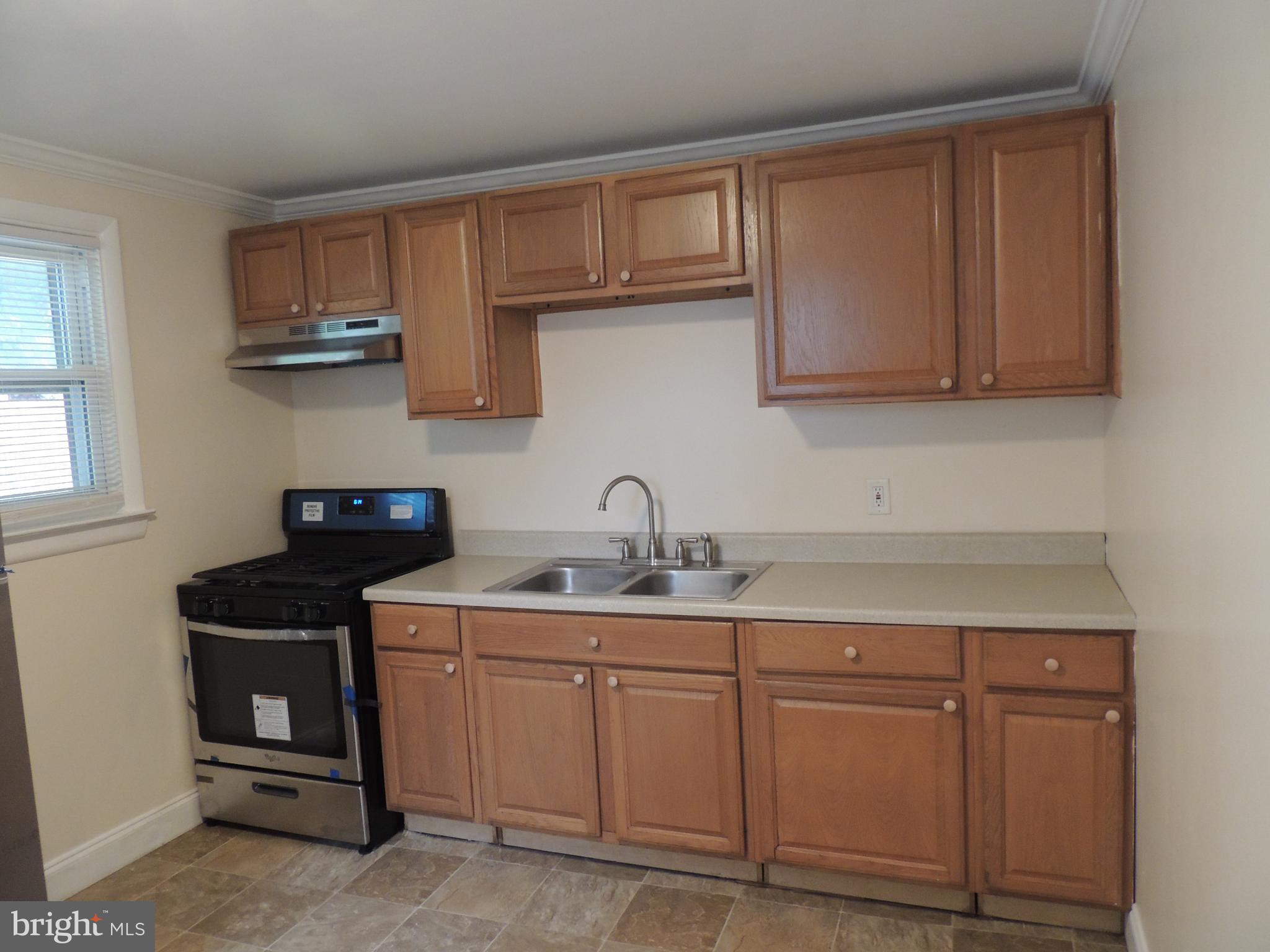 119 Rhodes Avenue Collingdale, PA 19023 - Photo 11 of 34 Kitchen