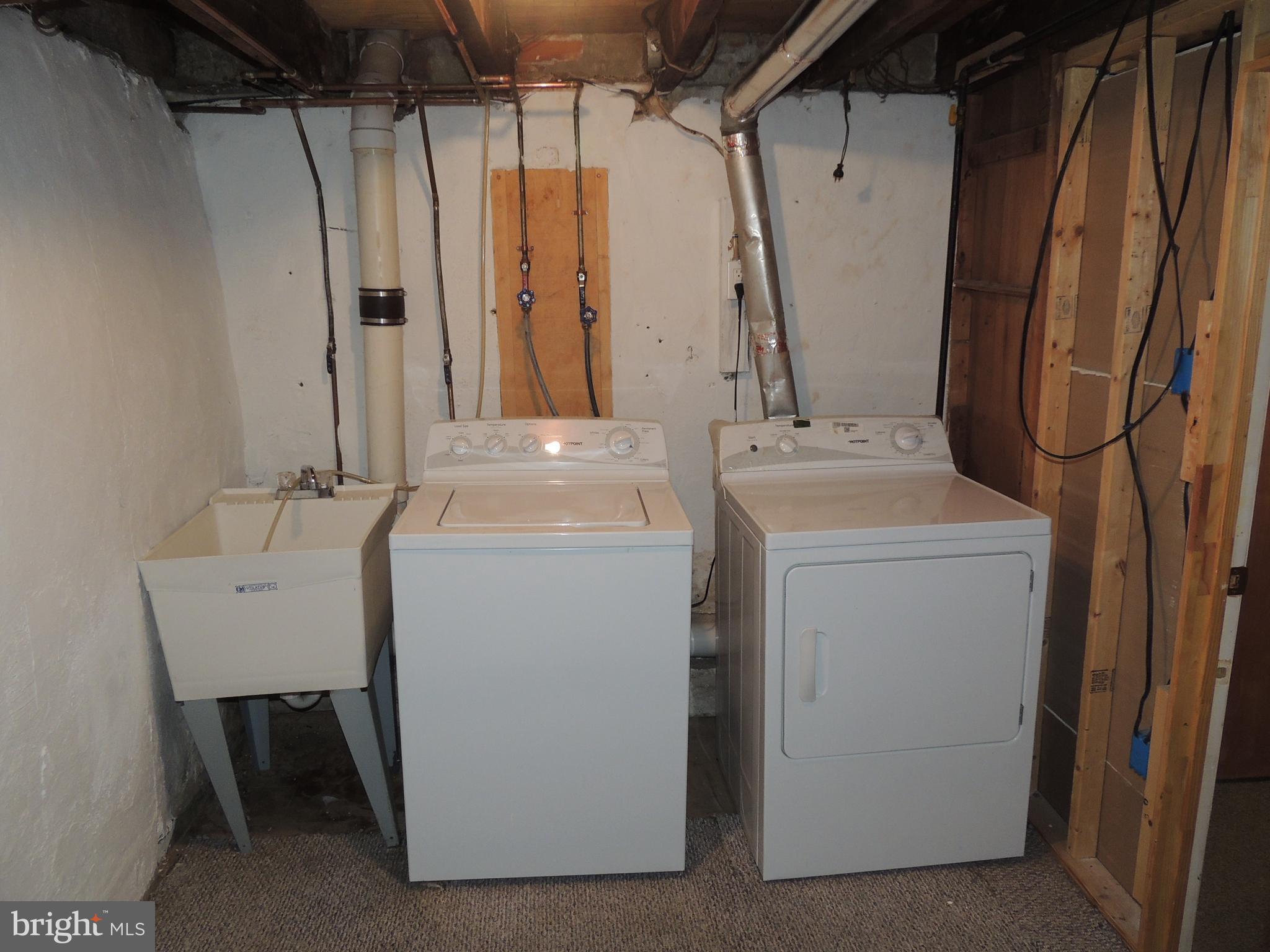 119 Rhodes Avenue Collingdale, PA 19023 - Photo 30 of 34 Basement laundry