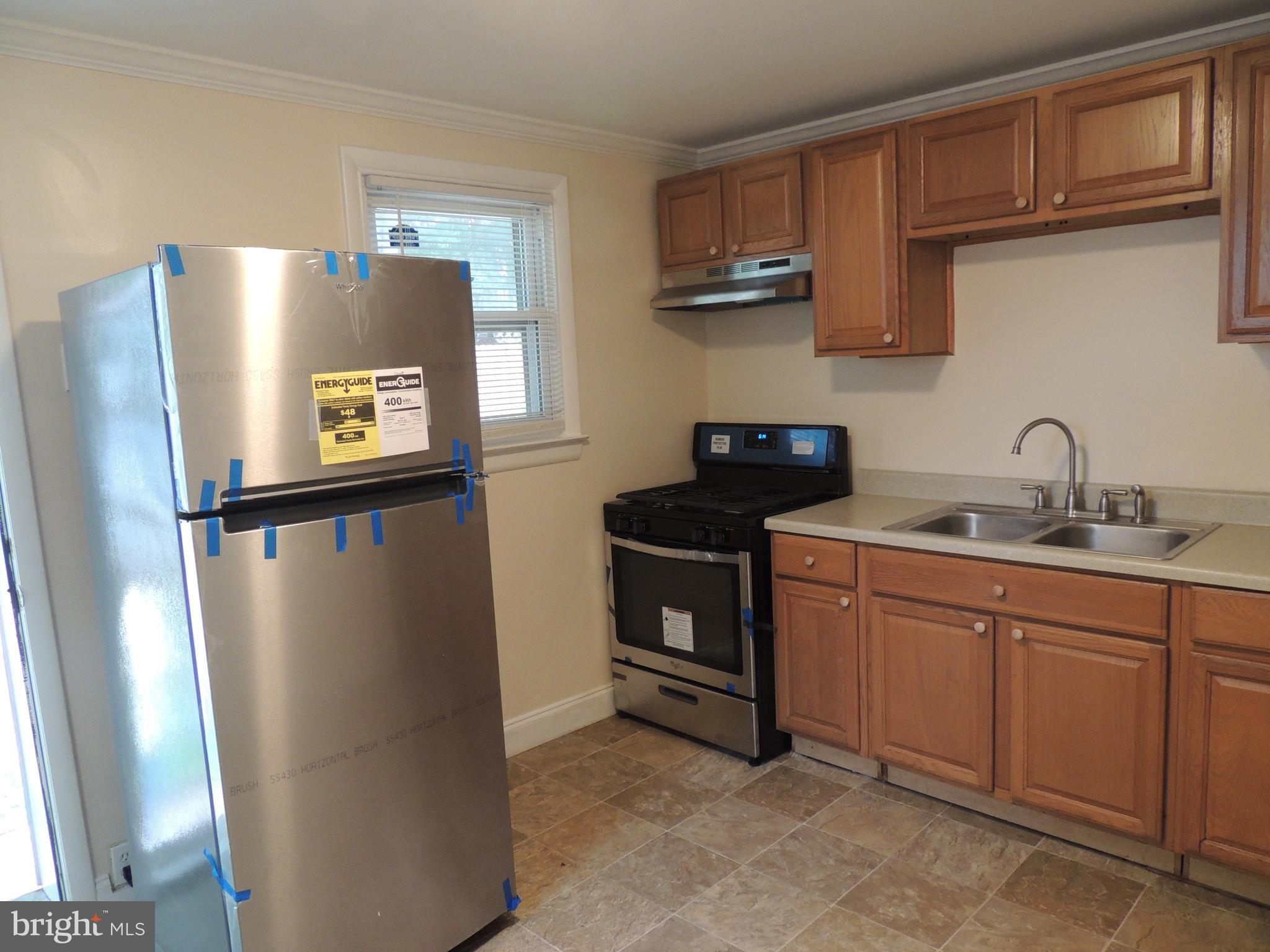 119 Rhodes Avenue Collingdale, PA 19023 - Photo 10 of 34 Kitchen