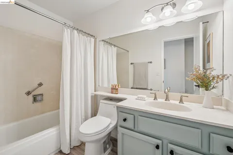 $895,000 | 5672 Torrey Pine Court, El Sobrante, CA 94803