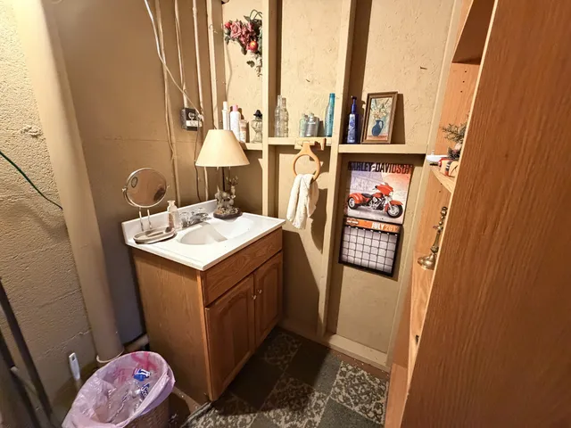 $490,000 | 2890 Nance Bend Road, Clifton, TN 38425