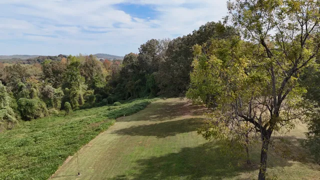 $490,000 | 2890 Nance Bend Road, Clifton, TN 38425