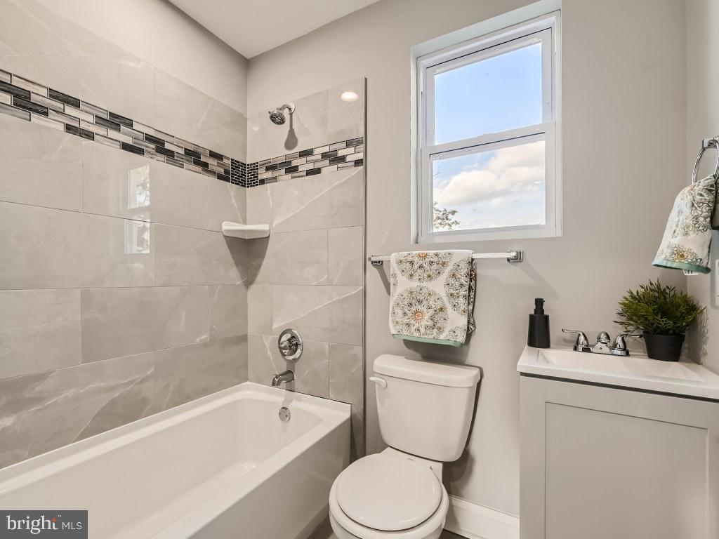 3818 Pall Mall Road Baltimore, MD 21215 - Photo 16 of 27 Gallery Image 16