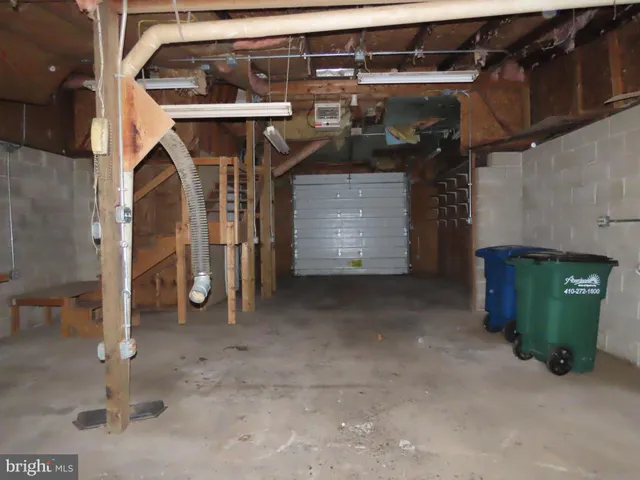 a view of a storage & utility room