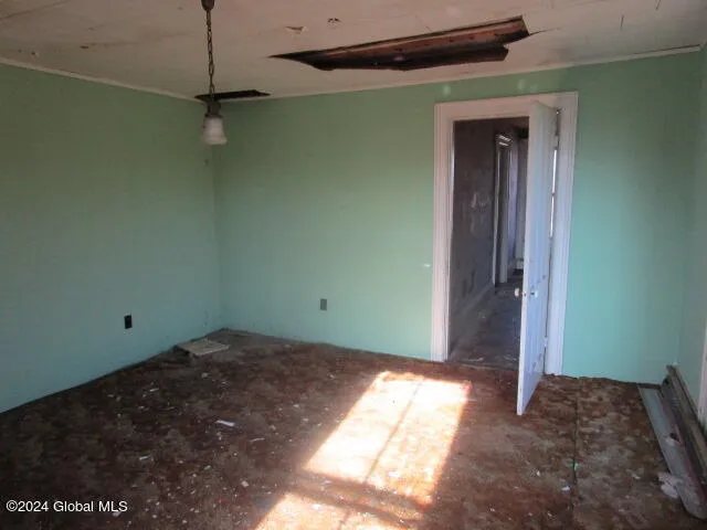 $85,900 | 64 Waddell Avenue, Fort Plain, NY 13339