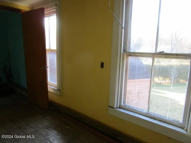 $85,900 | 64 Waddell Avenue, Fort Plain, NY 13339