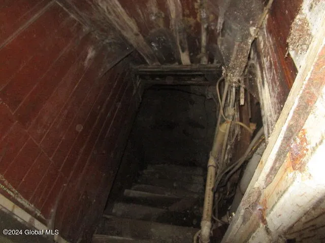 $85,900 | 64 Waddell Avenue, Fort Plain, NY 13339