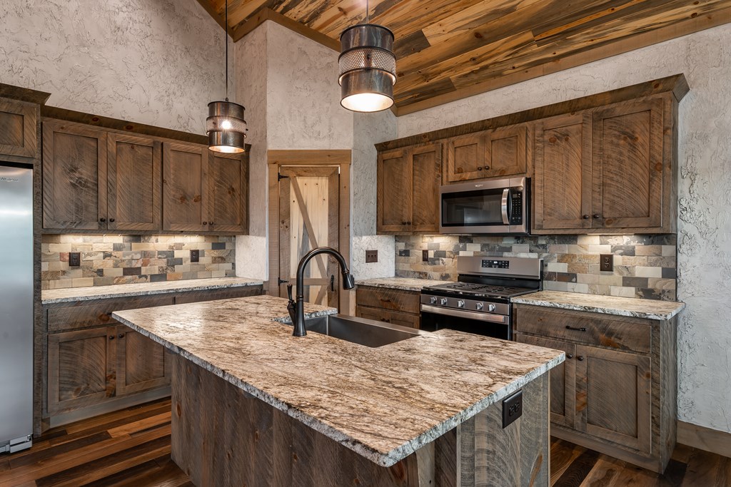1450 Twisted Oak Road Talking Rock, GA 30175 - Photo 16 of 59