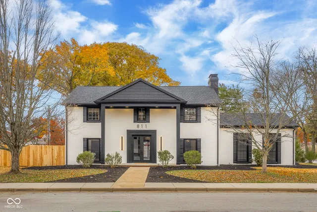 $780,000 | 811 27th Street, Columbus, IN 47201
