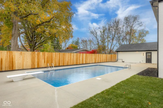 $780,000 | 811 27th Street, Columbus, IN 47201