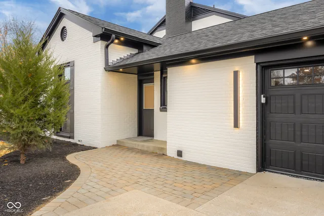 $780,000 | 811 27th Street, Columbus, IN 47201