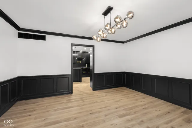 $780,000 | 811 27th Street, Columbus, IN 47201