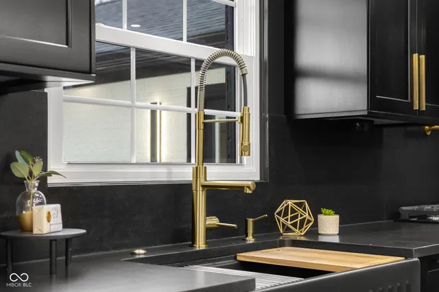 $780,000 | 811 27th Street, Columbus, IN 47201