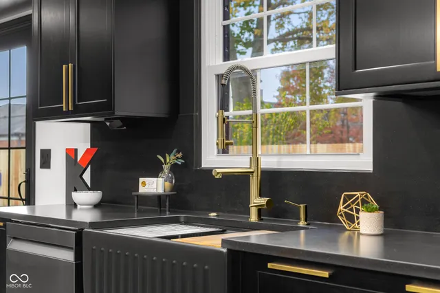 $780,000 | 811 27th Street, Columbus, IN 47201