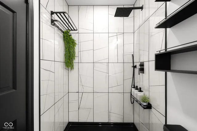 $780,000 | 811 27th Street, Columbus, IN 47201