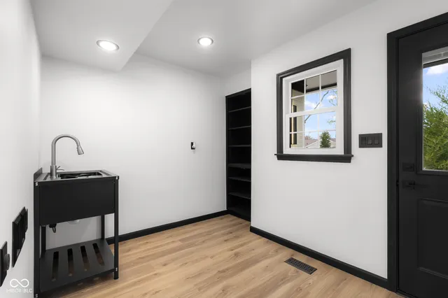 $780,000 | 811 27th Street, Columbus, IN 47201