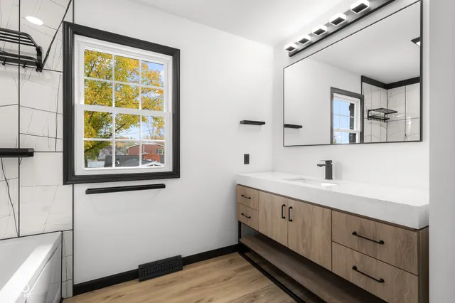 $780,000 | 811 27th Street, Columbus, IN 47201