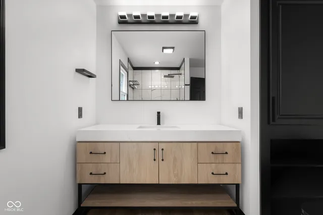 $780,000 | 811 27th Street, Columbus, IN 47201