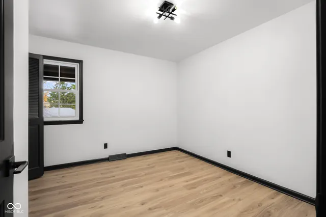 $780,000 | 811 27th Street, Columbus, IN 47201