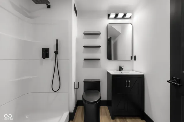 $780,000 | 811 27th Street, Columbus, IN 47201