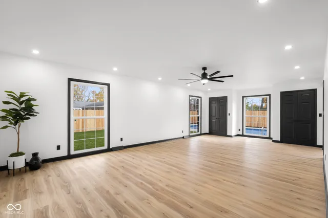 $780,000 | 811 27th Street, Columbus, IN 47201