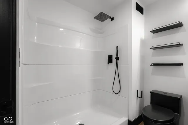 $780,000 | 811 27th Street, Columbus, IN 47201