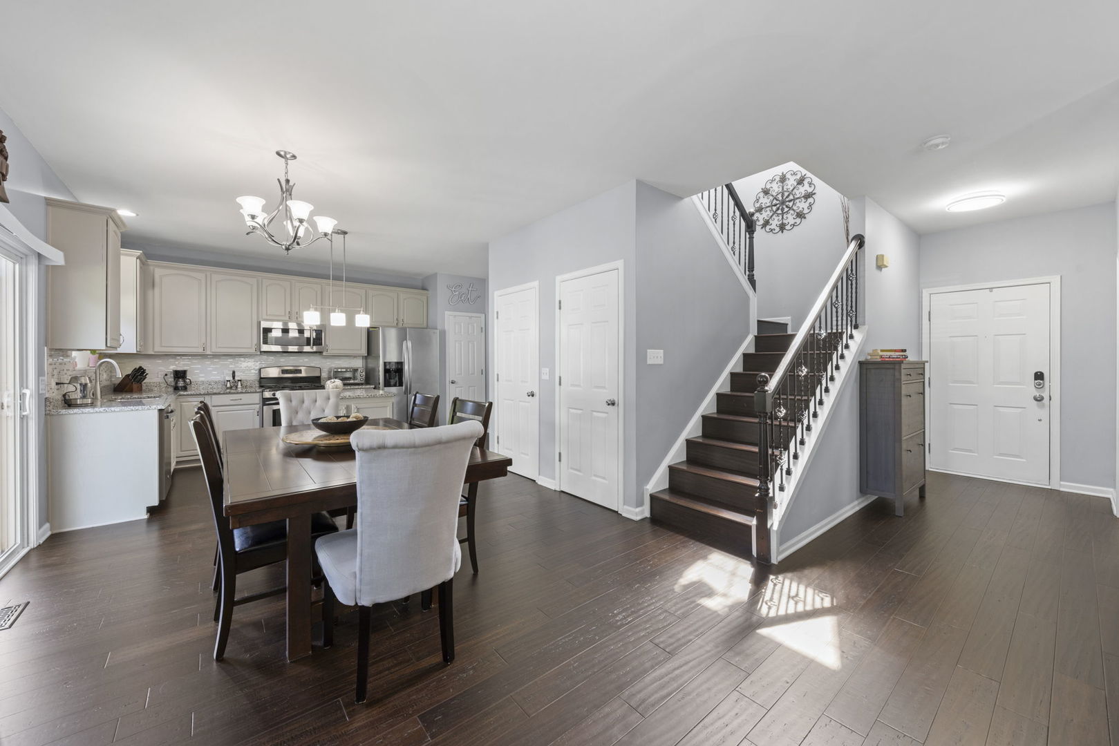 2503 Red Hawk Ridge Court Aurora, IL 60503 - Photo 9 of 24 Gallery Image 9