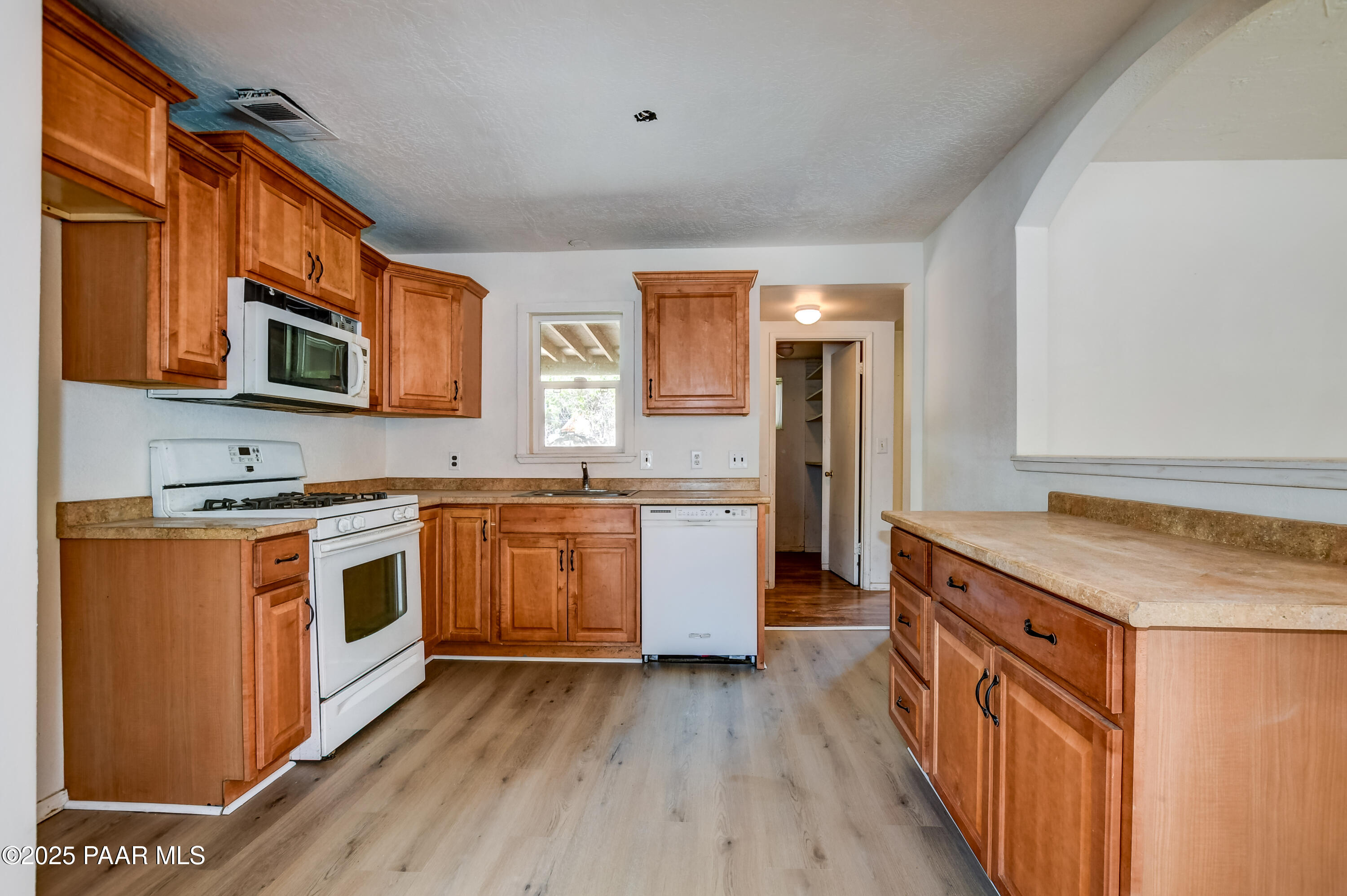 626 Ruth Street Prescott, AZ 86301 - Photo 3 of 38 Kitchen 1
