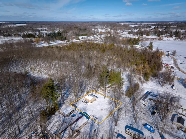 $46,000 | 301 Shady Lane, Six Lakes, MI 48886