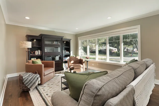 $764,900 | 1444 Crowe Avenue, Deerfield, IL 60015