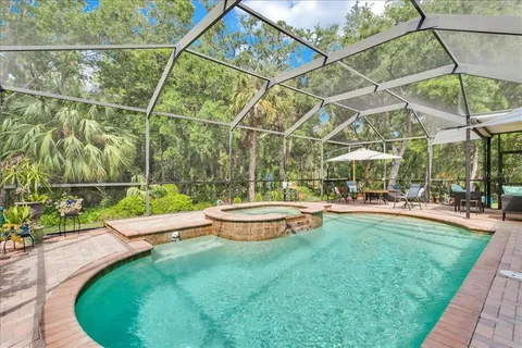 $554,900 | 8202 Pinewood Run Court, Tampa, FL 33647