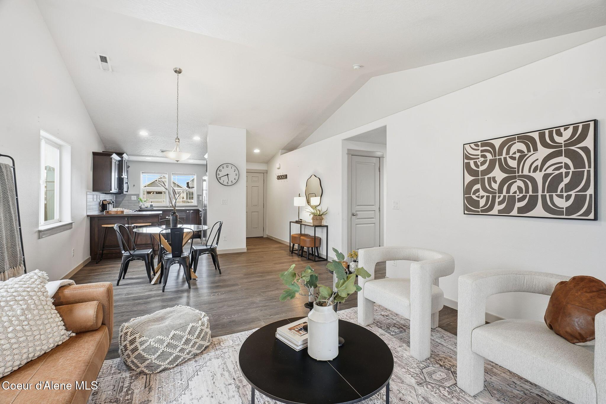 4467 North Connery Loop Post Falls, ID 83854 - Photo 6 of 28 Inside-Media-Connery-6