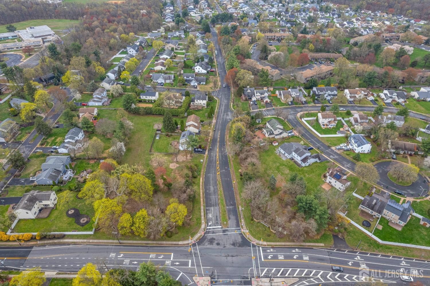 90 Pheasant Run Edison, NJ 08820 - Photo 37 of 39 a view of a city