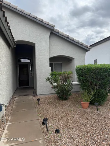$1,850 | 893 South Roanoke Street, Gilbert, AZ 85296