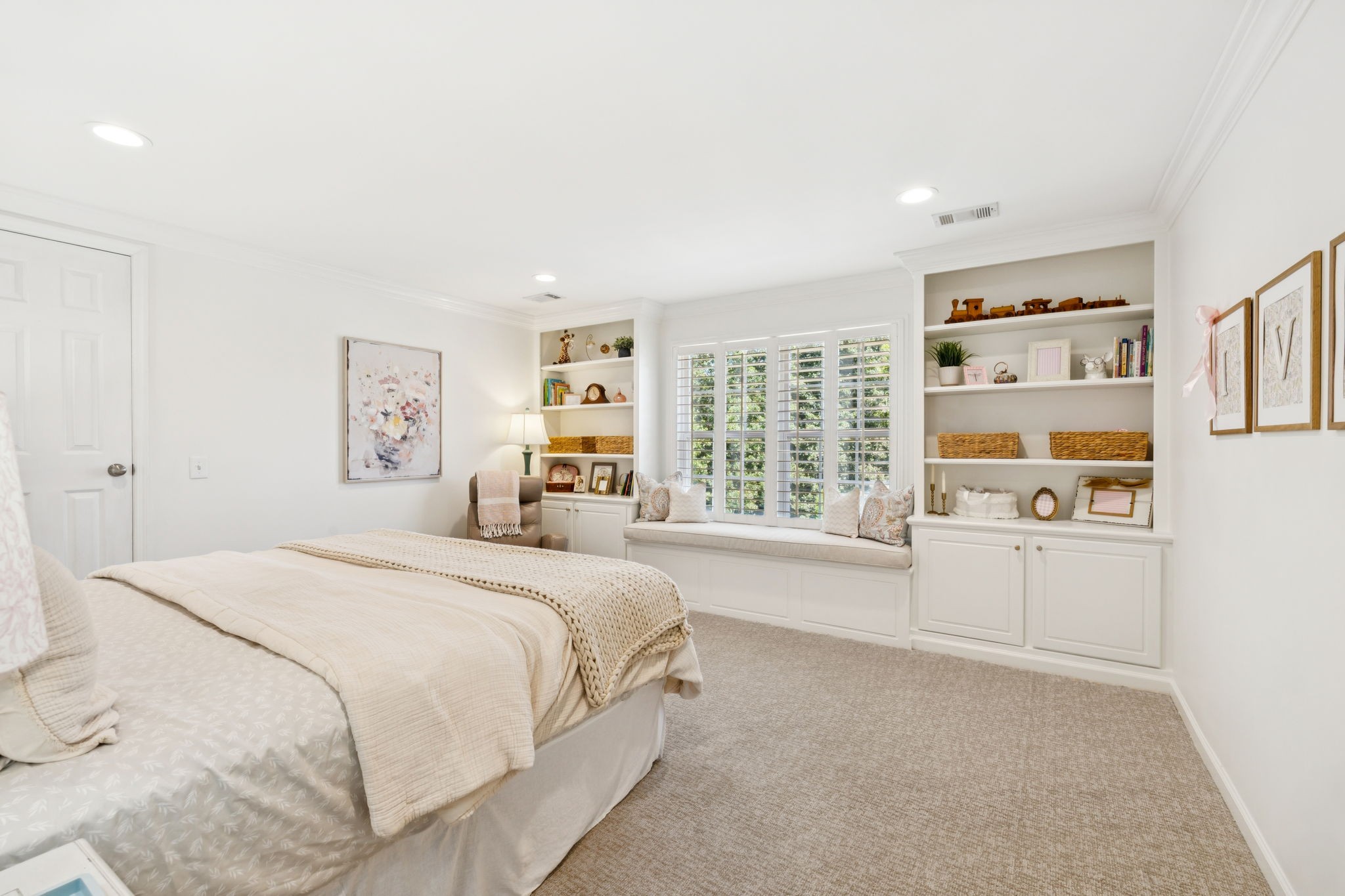 5520 Rathkeale Lane Franklin, TN 37067 - Photo 49 of 89 a spacious bedroom with a large bed and a window