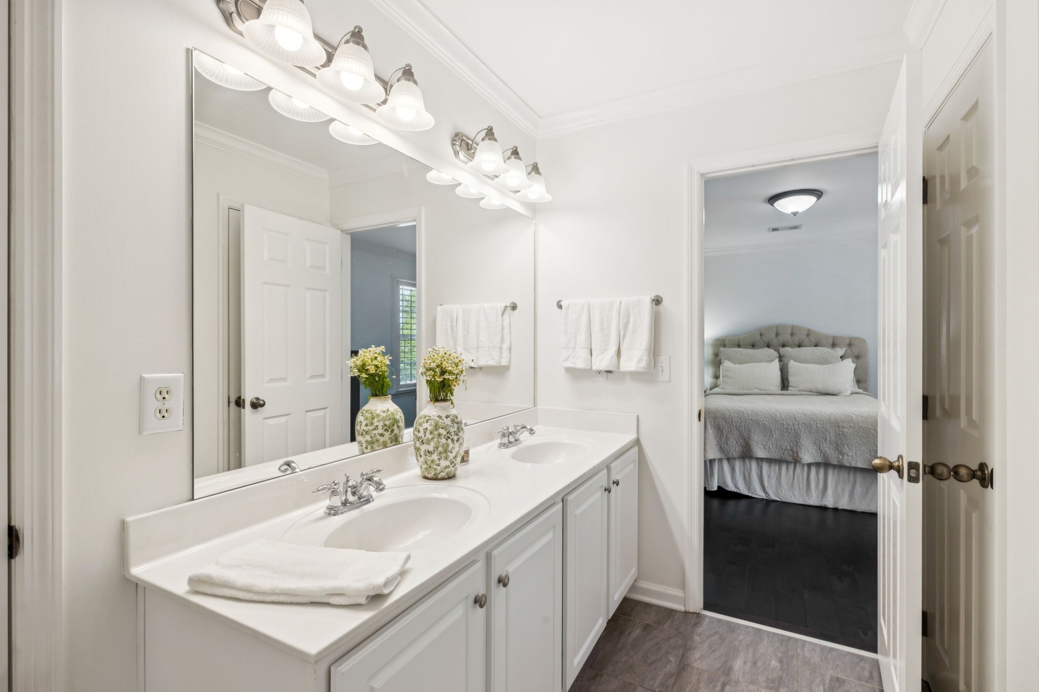 5520 Rathkeale Lane Franklin, TN 37067 - Photo 51 of 89 a bathroom with a sink vanity and a mirror