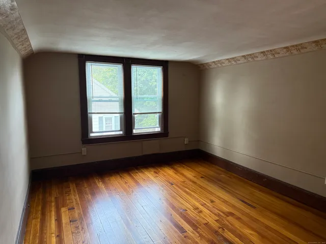 $2,200 | 7 McConn Avenue, Enfield, CT 06082